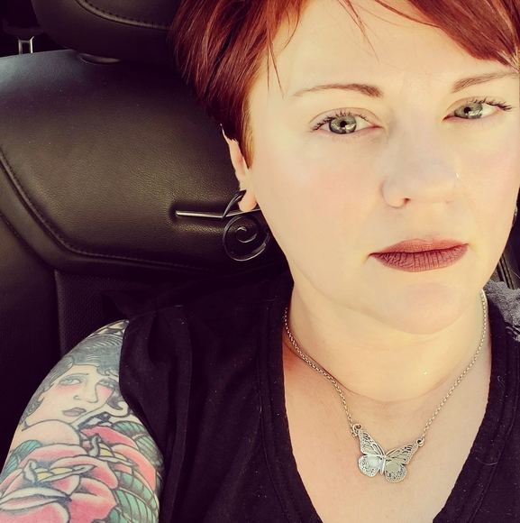 Meet your Posher, Betty - Picture 1 of 1